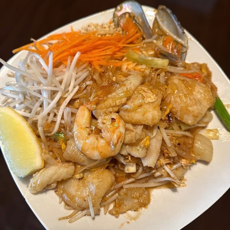 Delicious Red Curry Experience